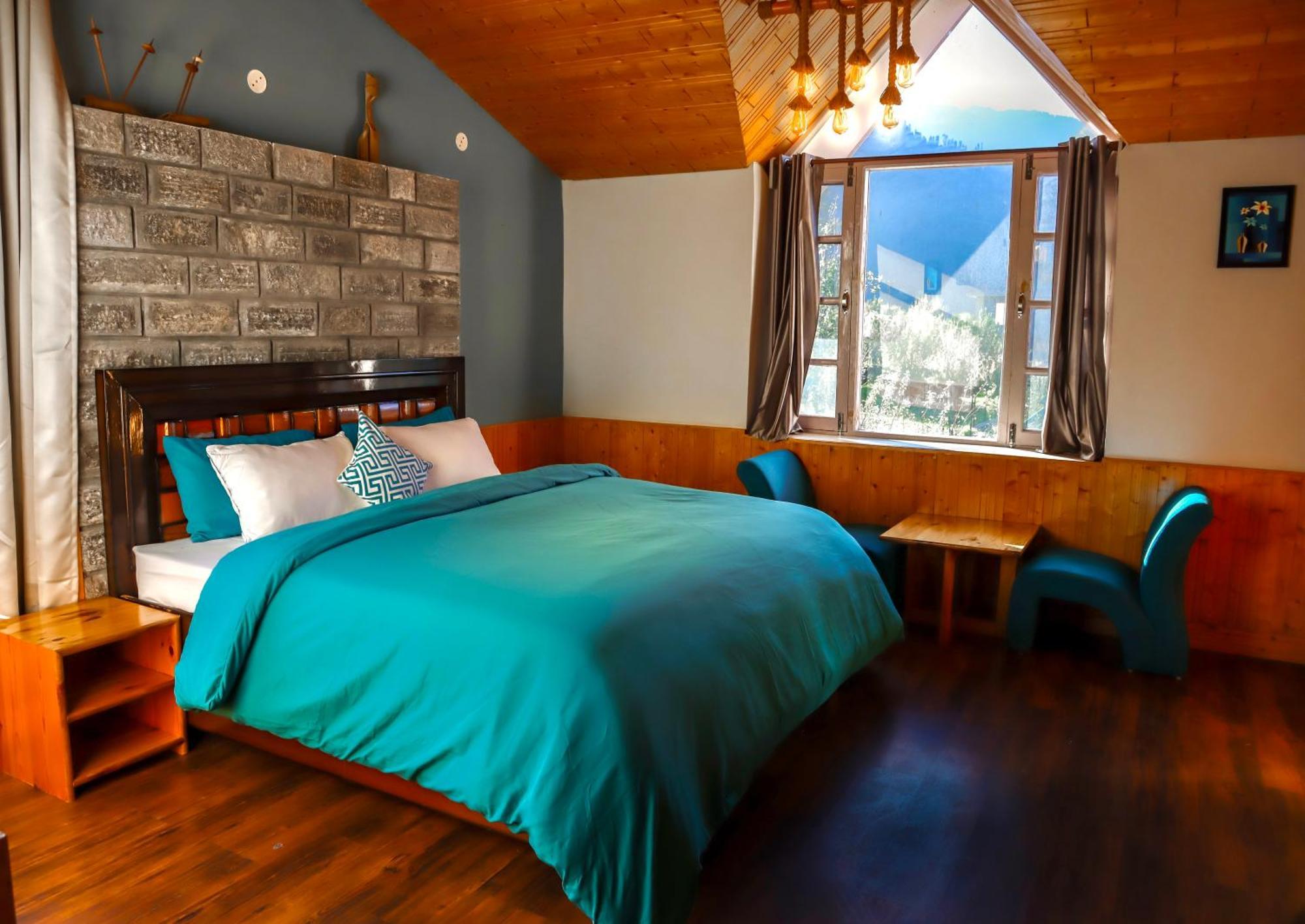 Fluestern Hostel And Cafe Nagar  المظهر الخارجي الصورة